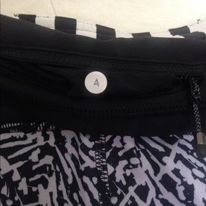 NWT Lululemon Run: Inspire Crop II